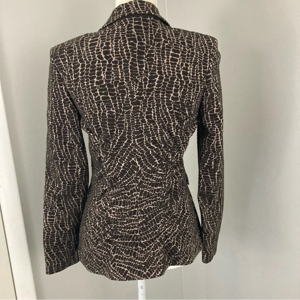 Armani Collezioni animal print one button blazer stretch knit fabric fitted 6
